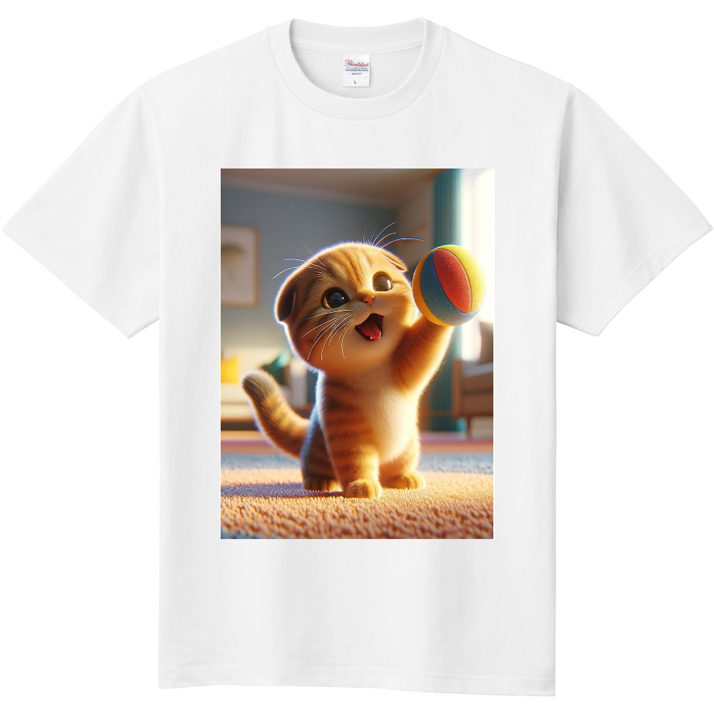 ボール遊びする子猫