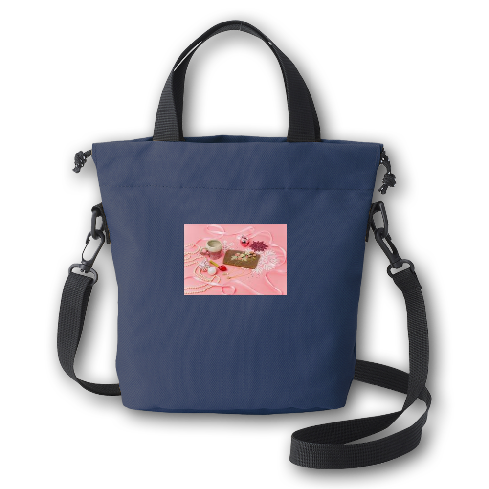 冬のいちご　袈裟がけカバン