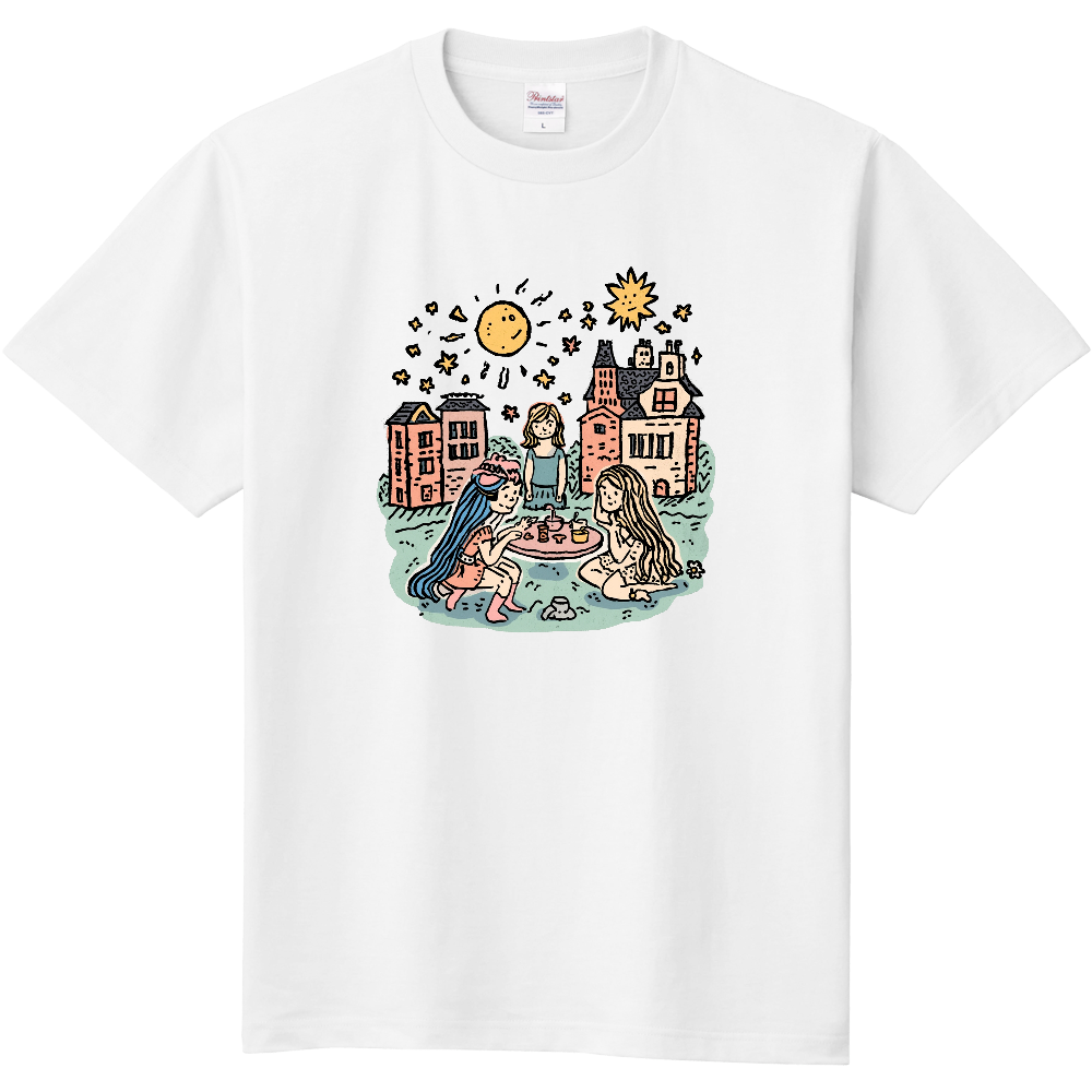 お茶会をする少女のTシャツ