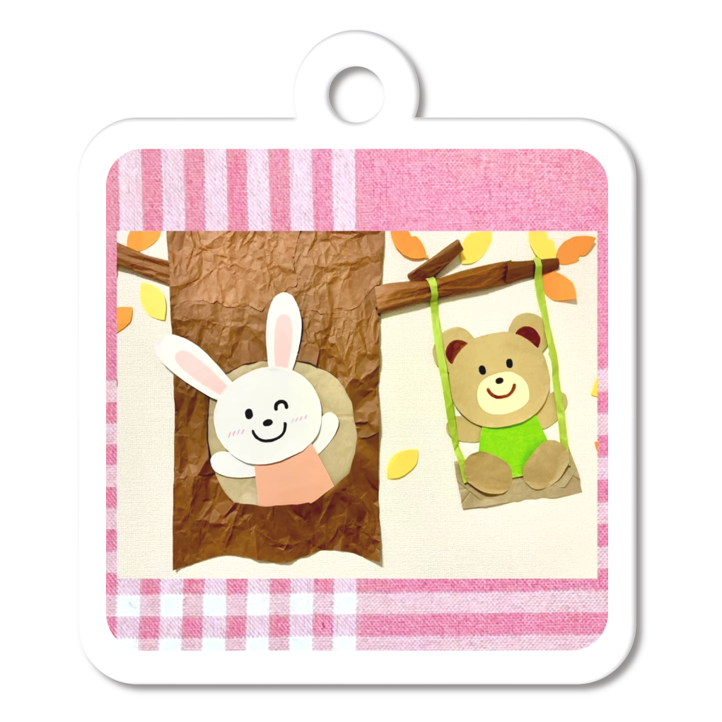 うさぎさんとくまさんの秘密基地壁面