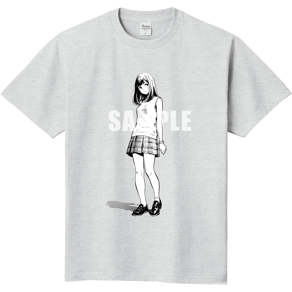 ミニスカートの女性のTシャツ