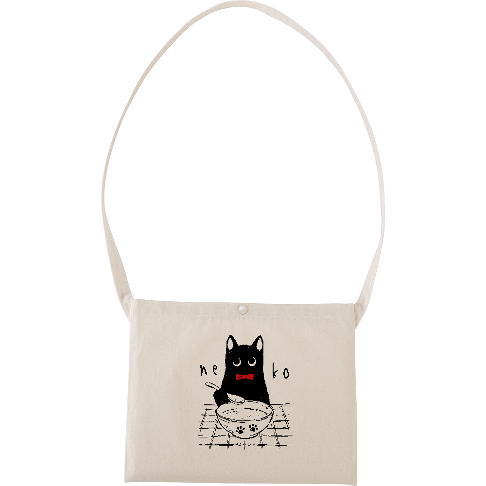 ミルクを味わう黒猫くん red