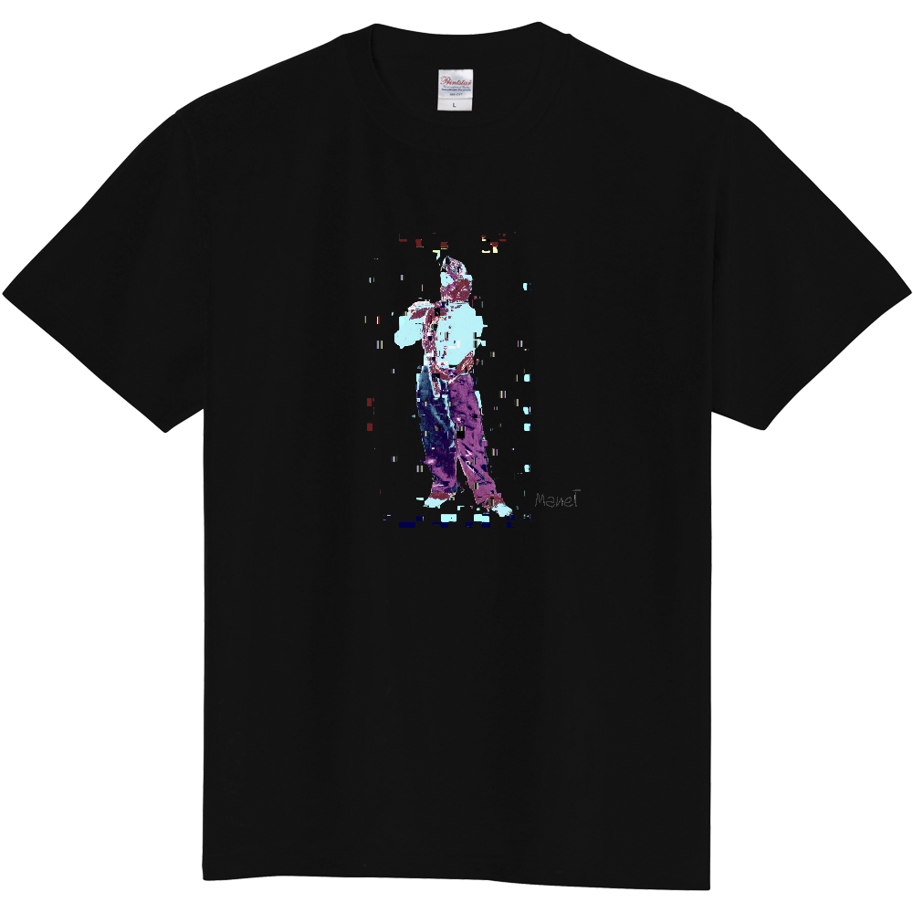 笛を吹く少年黒Tシャツ