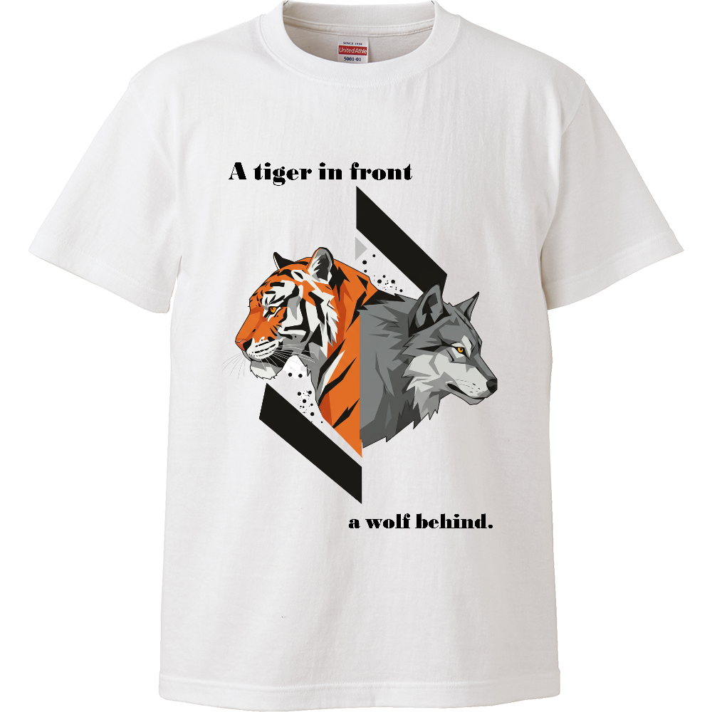 [Tシャツ] A tiger in front and a wolf behind.