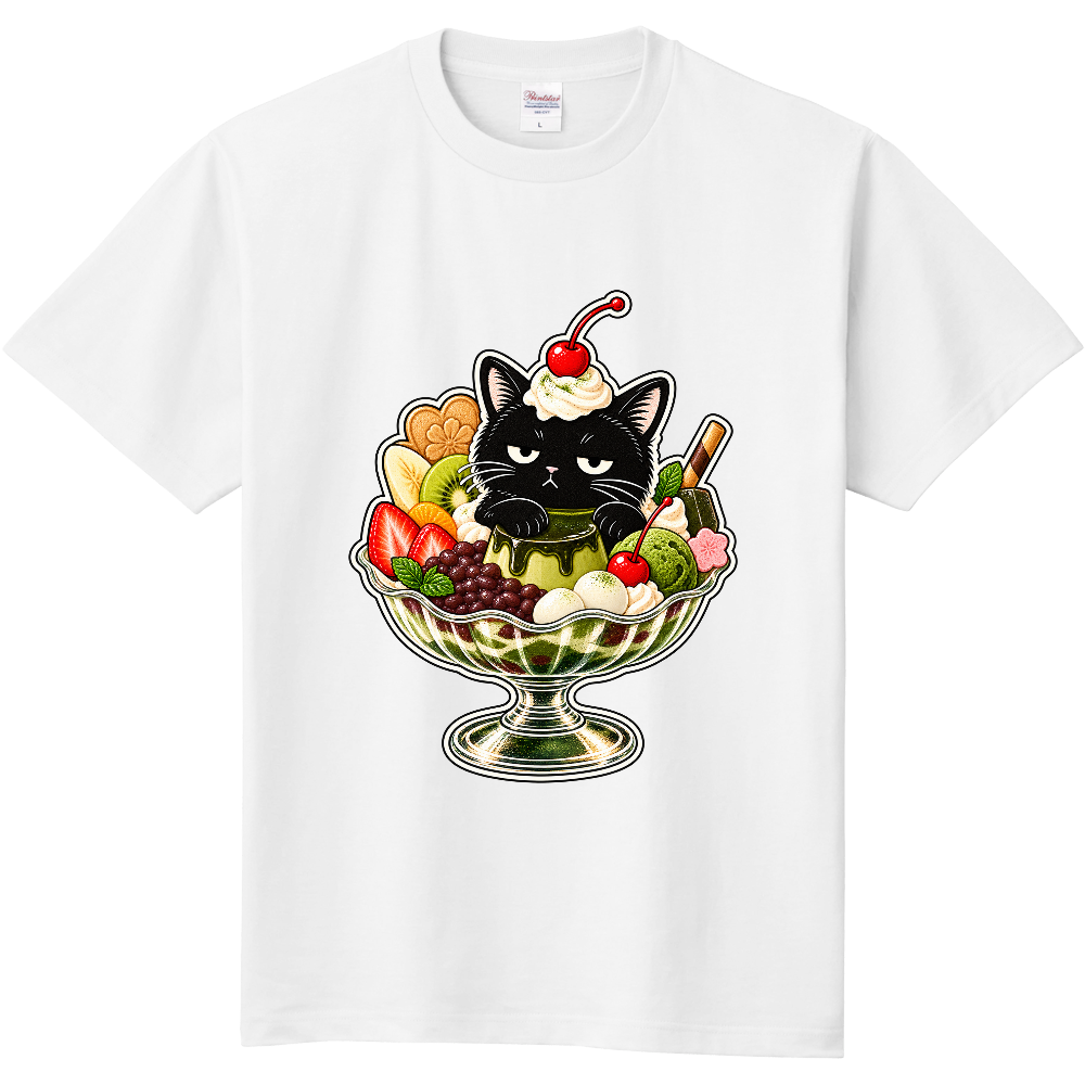 不機嫌な黒猫の和風プリンアラモードTシャツ