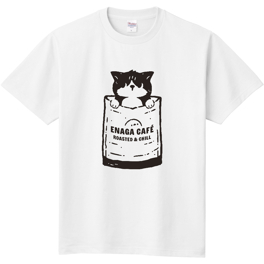 カフェの紙袋からハチワレ猫くん