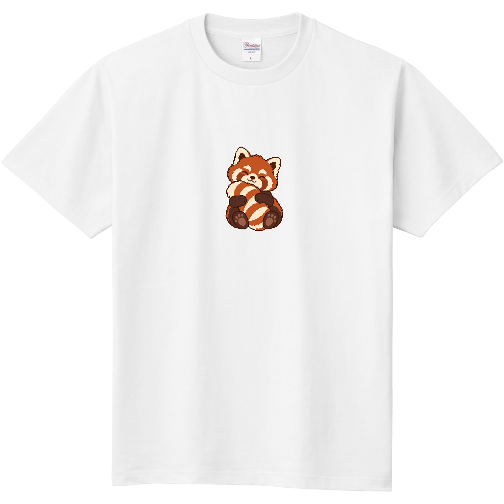 しっぽをぎゅっと|ほほえみレッサーパンダTシャツ